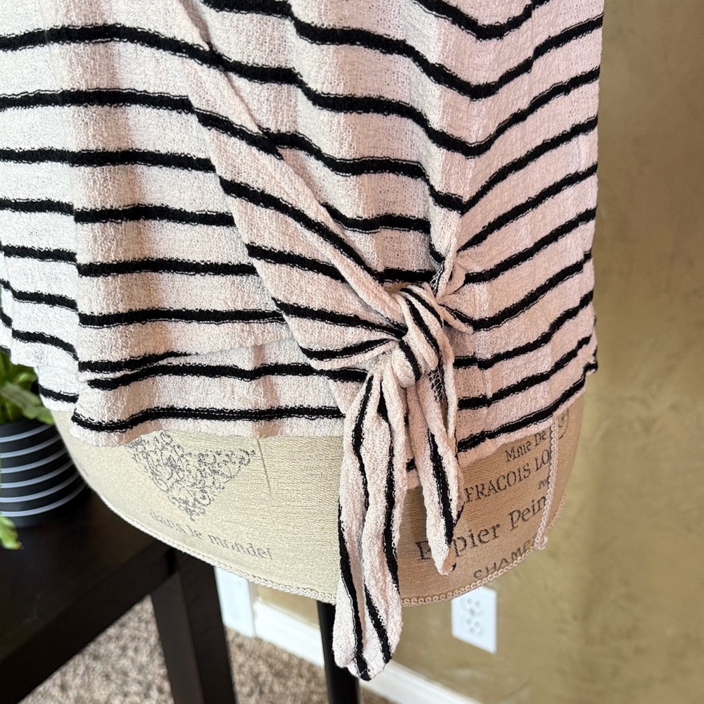 Madewell Black and White Striped Short Sleeve Top - Picture 4 of 6